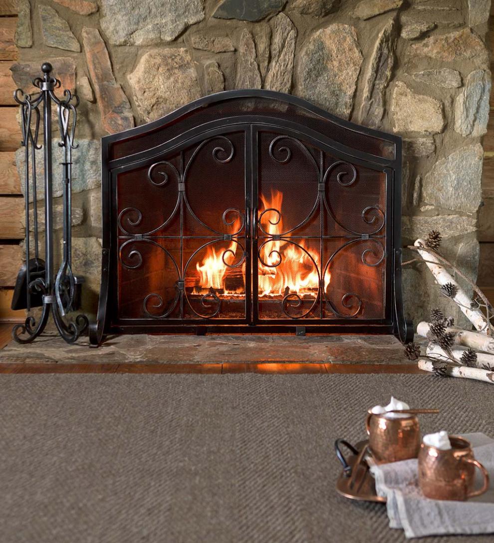Plow &amp; Hearth Fireplace Screens With Doors | Fireplace &amp; Hearth Crest Fireplace Screen With Doors