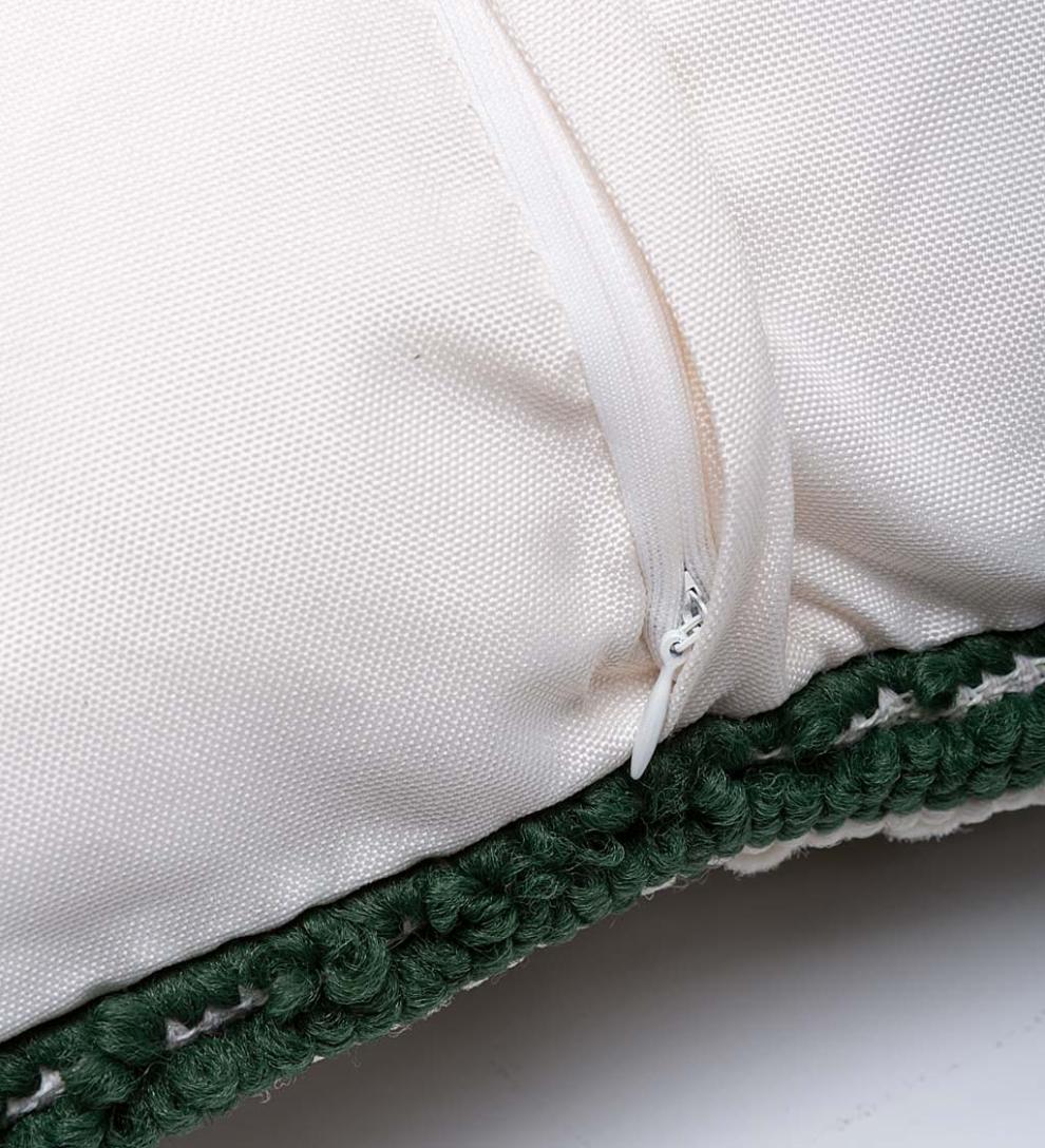 Plow &amp; Hearth Garden Accents | Indoor Living Indoor/Outdoor Geranium Hand Hooked Polypropylene Throw Pillow