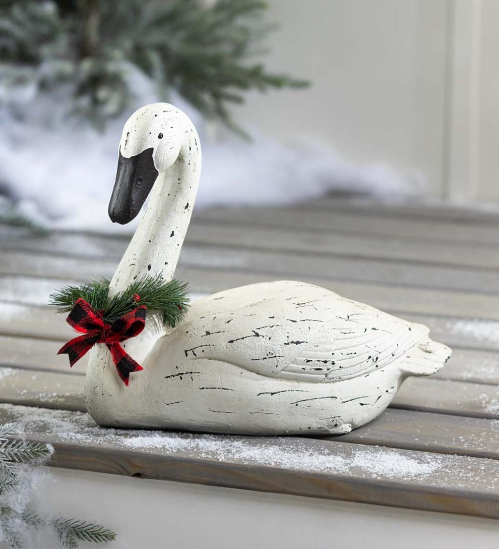 Plow &amp; Hearth Garden Accents | Yard &amp; Garden Hand-Painted Holiday Swan Statue With Wreath