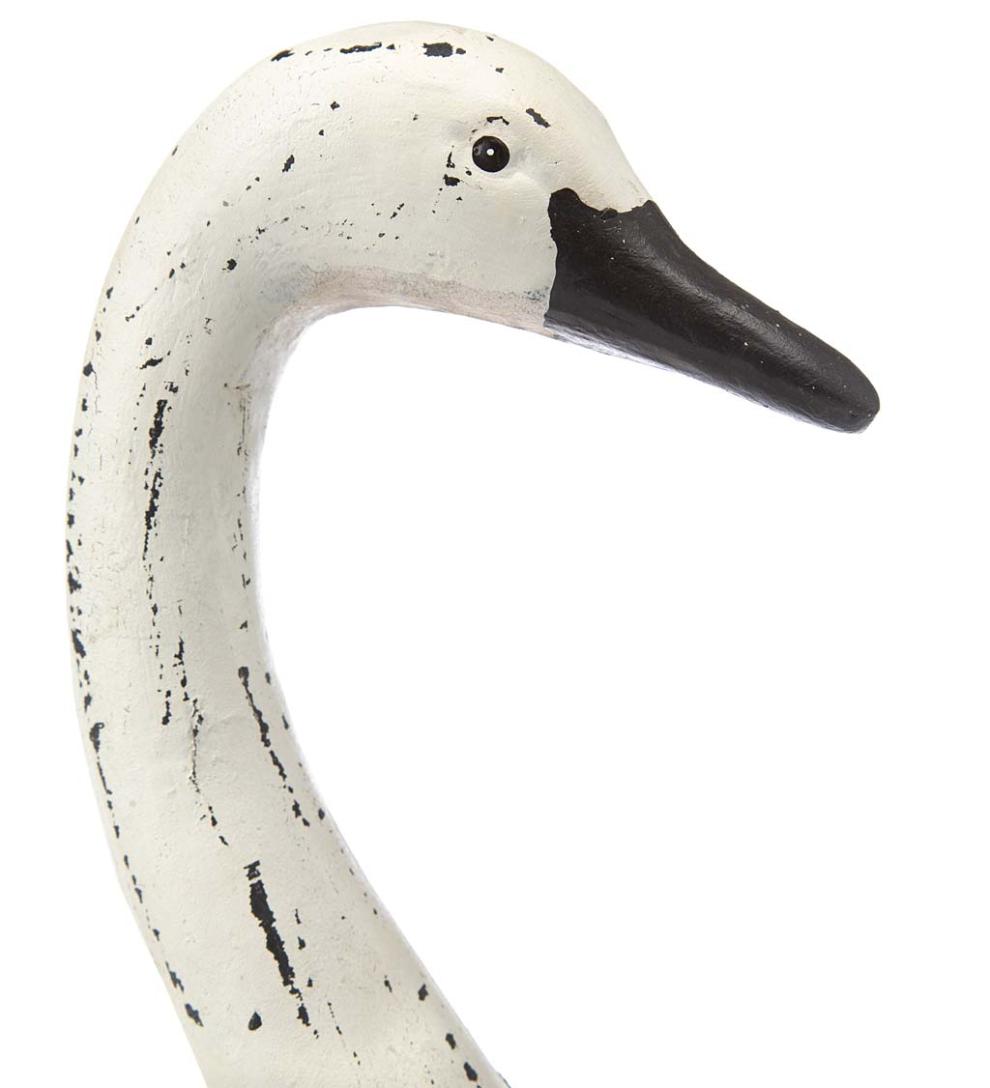 Plow &amp; Hearth Garden Accents | Yard &amp; Garden Hand-Painted Holiday Swan Statue With Wreath