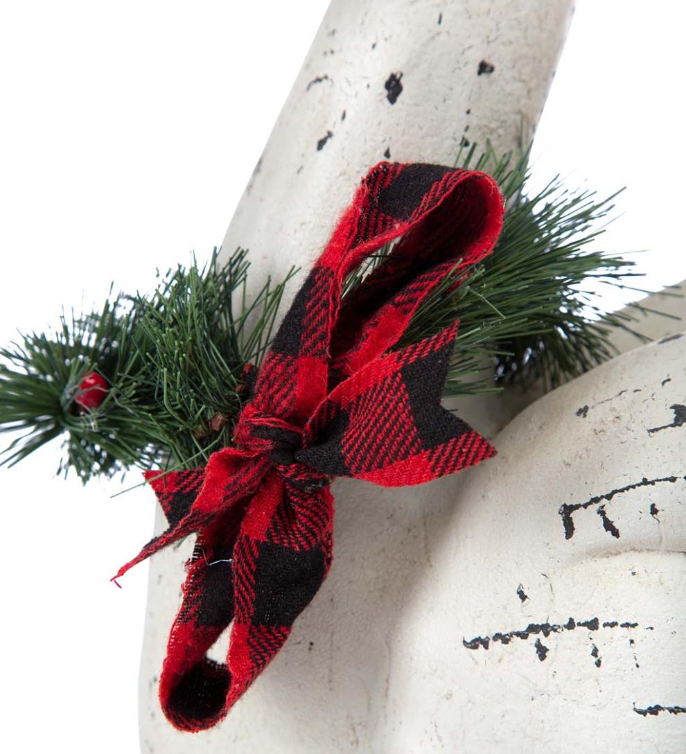 Plow &amp; Hearth Garden Accents | Yard &amp; Garden Hand-Painted Holiday Swan Statue With Wreath