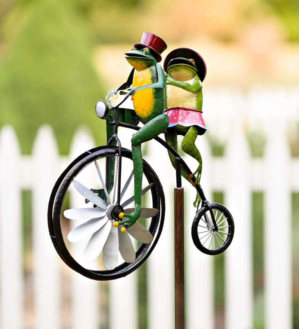 Plow &amp; Hearth Garden Accents | Yard &amp; Garden Handmade Bicycling Frogs Metal Wind Spinner