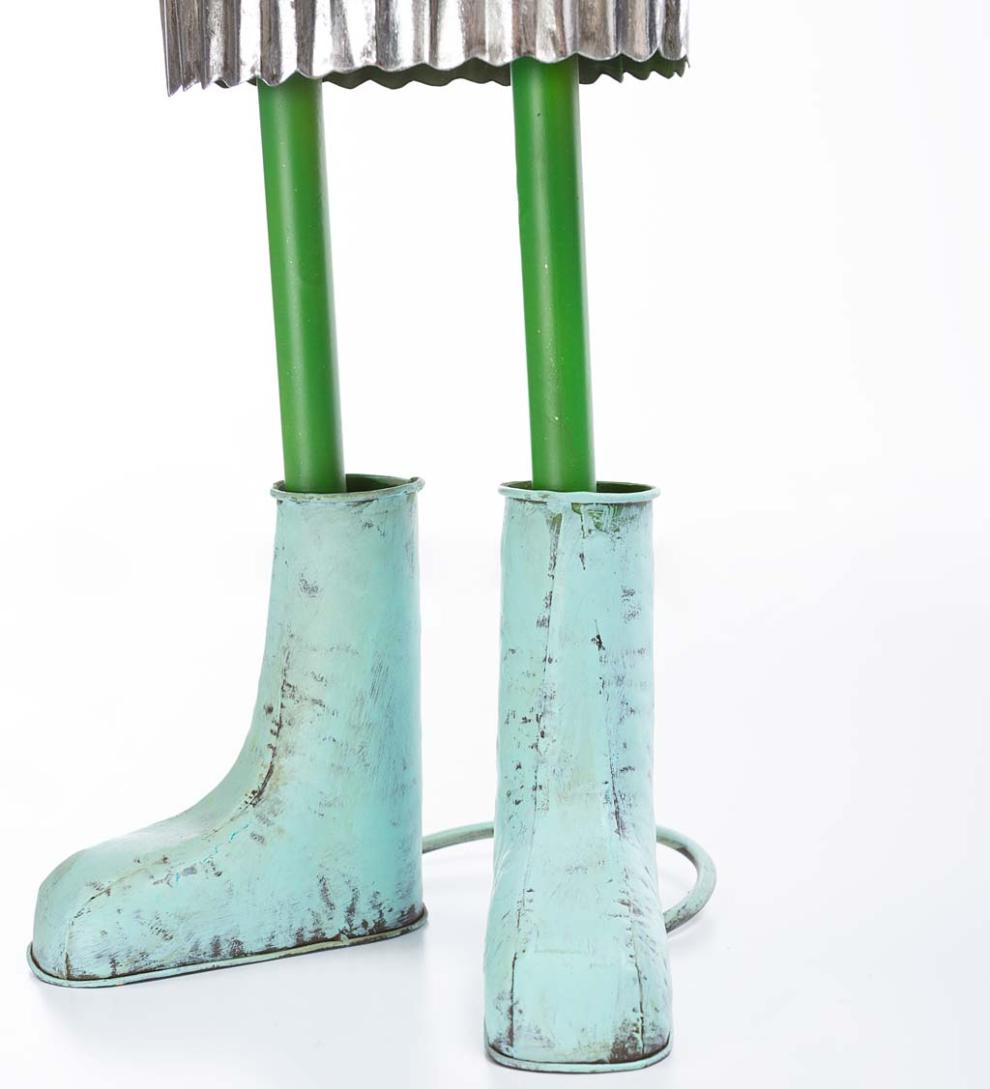 Plow &amp; Hearth Garden Accents | Yard &amp; Garden Metal Storybook Frog Garden Statue - Blue