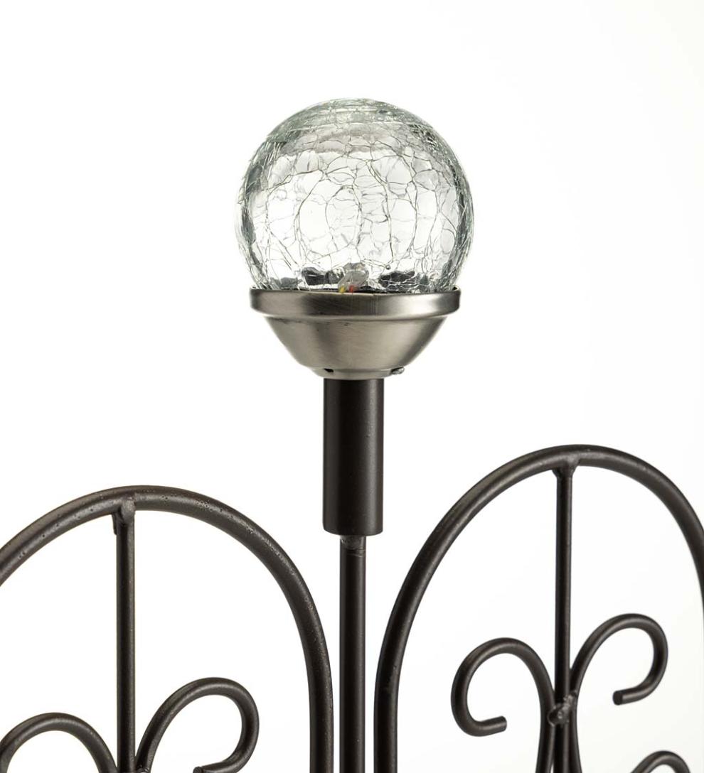 Plow &amp; Hearth Garden Accents | Yard &amp; Garden Montebello Decorative Garden Edging With Solar Lights