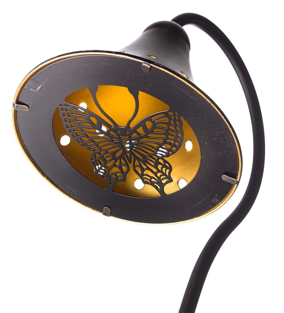 Plow &amp; Hearth Garden Accents | Yard &amp; Garden Solar Pathway Lanterns With Light Pattern, Set Of 2 - Flower