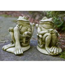Plow &amp; Hearth Garden Accents | Yard &amp; Garden Usa-Made Cast Stone Coffee And Tea Frog Garden Statues
