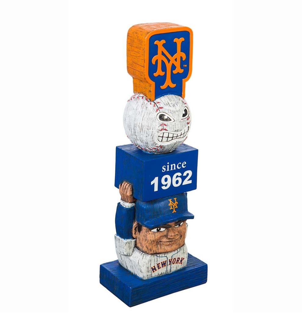 Plow &amp; Hearth Garden Accents | Yard &amp; Garden Vintage Mlb Baseball Team Garden Statue - Chicago Cubs