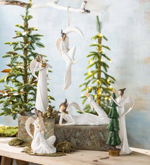 Plow &amp; Hearth Home Accents | Indoor Living Angel With Christmas Tree Indoor/Outdoor Holiday Sculpture