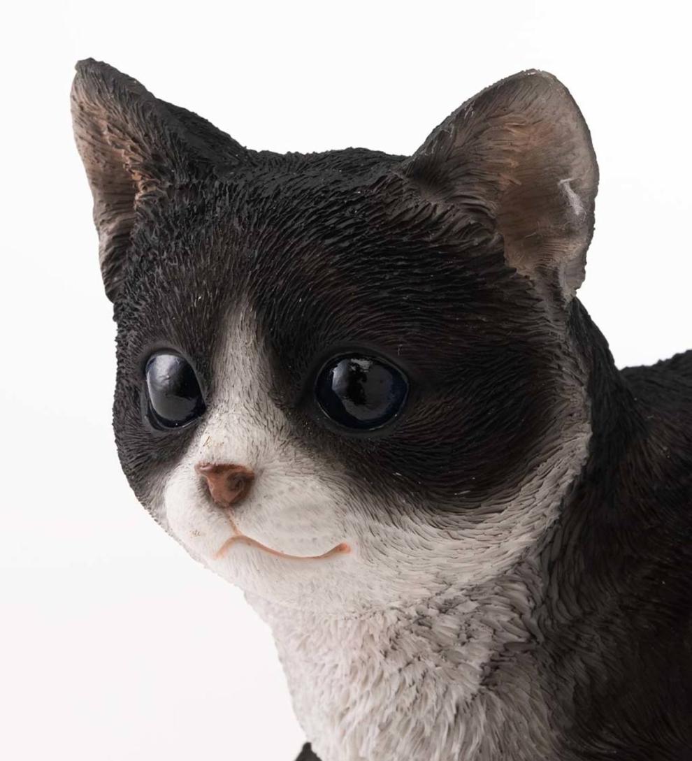 Plow &amp; Hearth Home Accents | Indoor Living Holiday Kitten Statue With Hat And Scarf