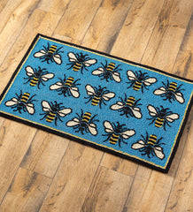 Plow &amp; Hearth Home Accents | Indoor Living Indoor/Outdoor Busy Bee Hooked Polypropylene Accent Rug