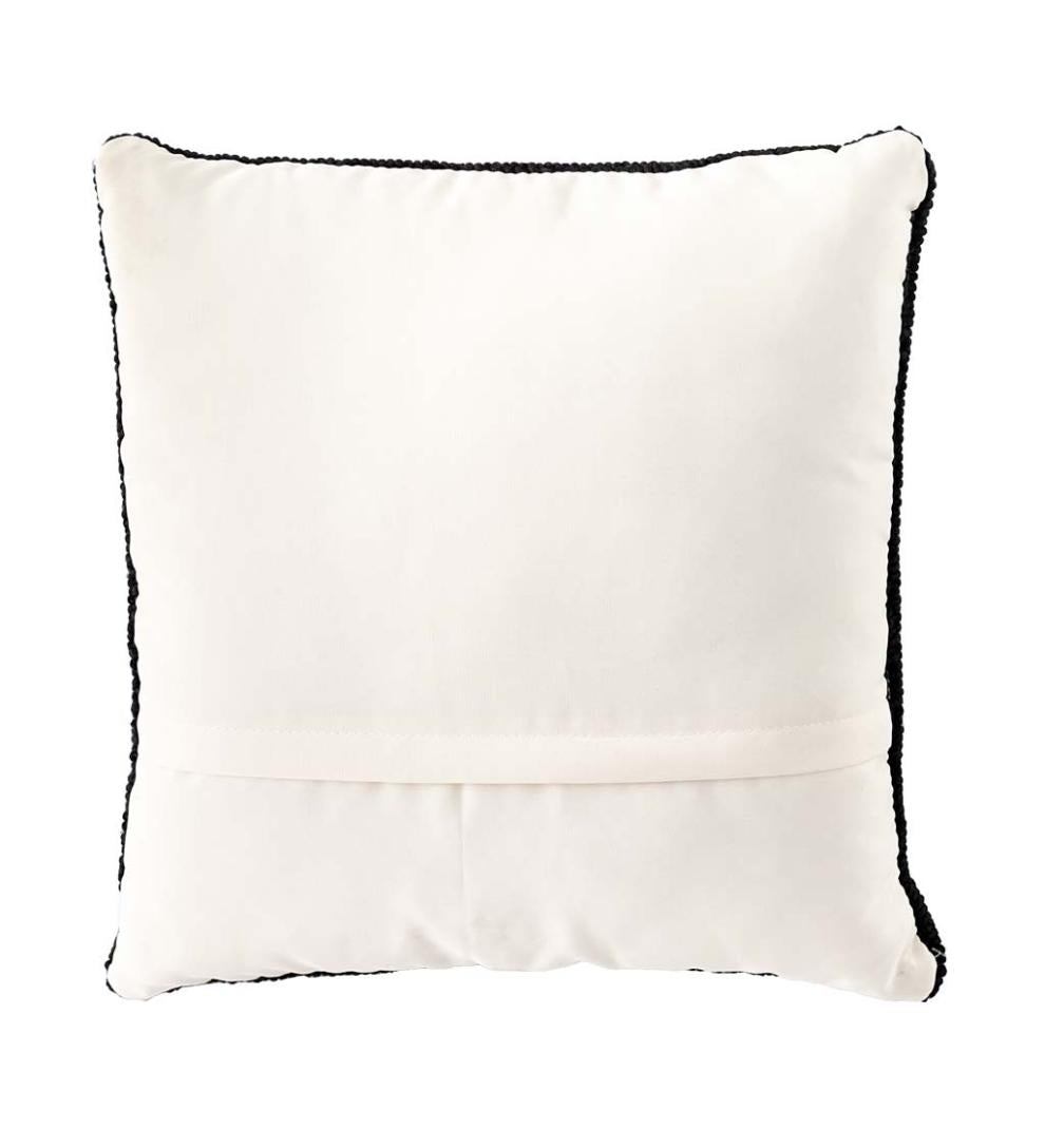 Plow &amp; Hearth Home Accents | Indoor Living Indoor/Outdoor Busy Bee Hooked Polypropylene Throw Pillow