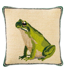 Plow &amp; Hearth Home Accents | Indoor Living Indoor/Outdoor Frog Hooked Throw Pillow