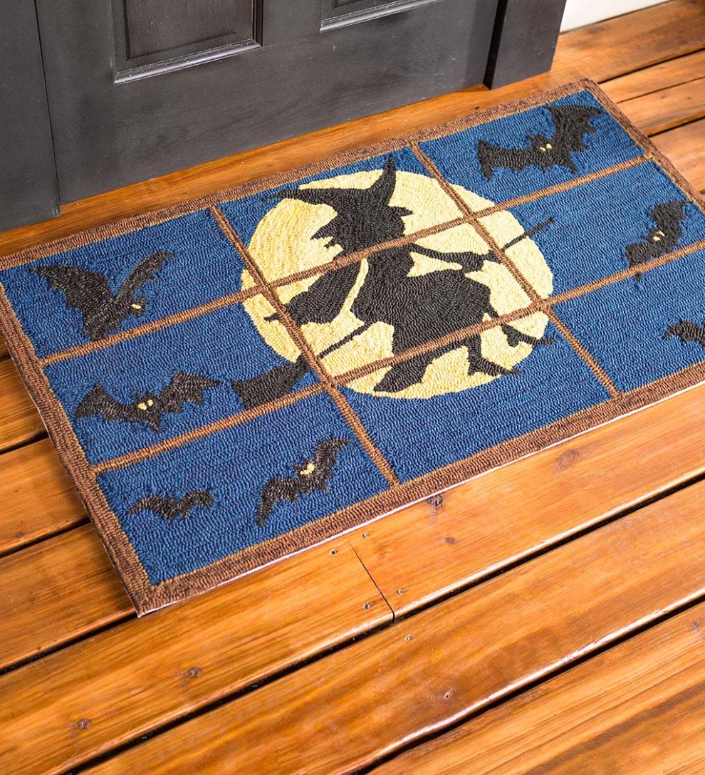 Plow &amp; Hearth Home Accents | Indoor Living Indoor/Outdoor Halloween Flying Witch Hooked Accent Rug