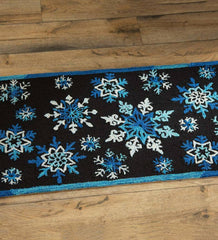 Plow &amp; Hearth Home Accents | Indoor Living Indoor/Outdoor Hooked Shimmering Snowflake Accent Rug