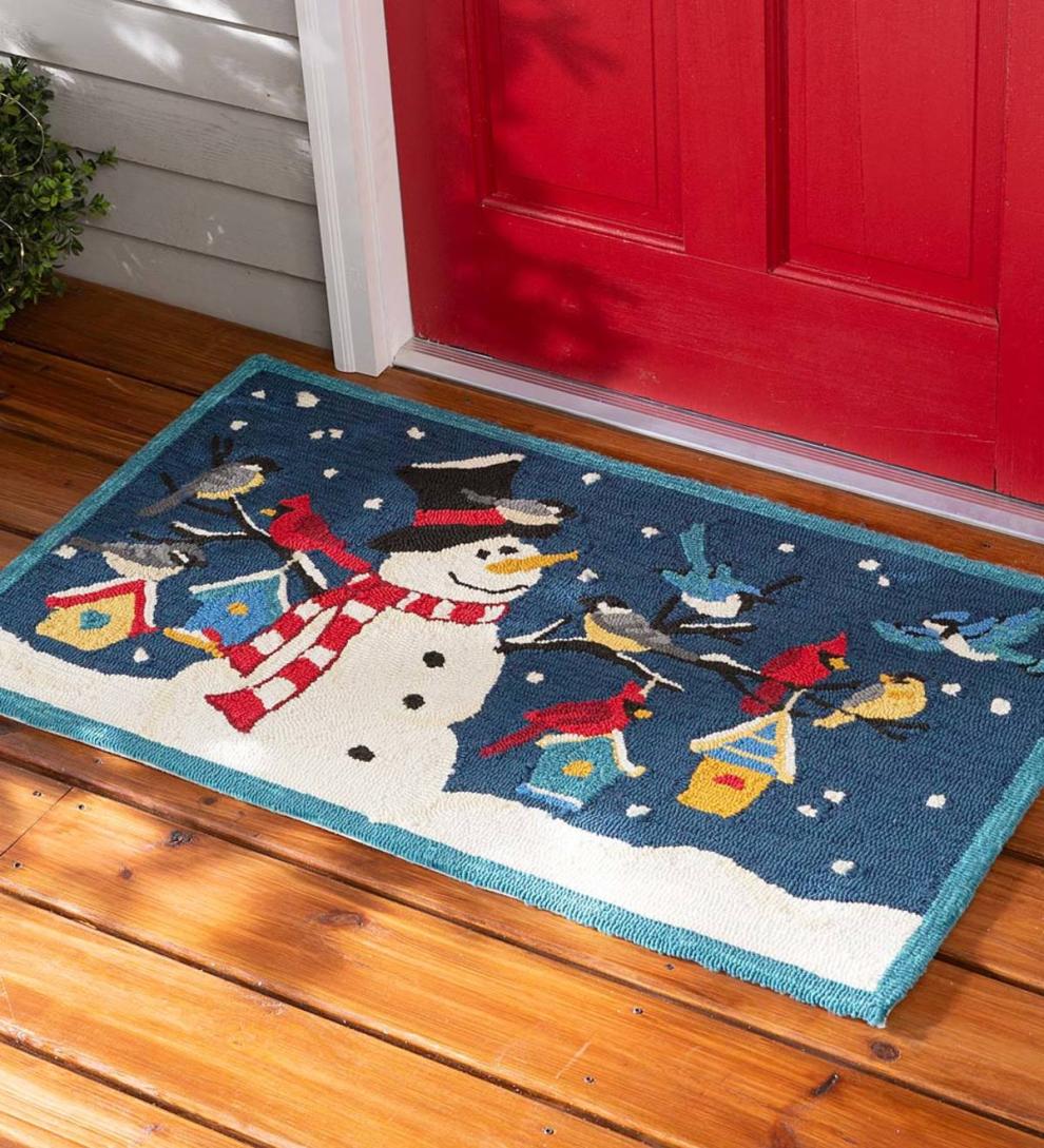 Plow &amp; Hearth Home Accents | Indoor Living Indoor/Outdoor Hooked Snowman With Winter Birds Accent Rug