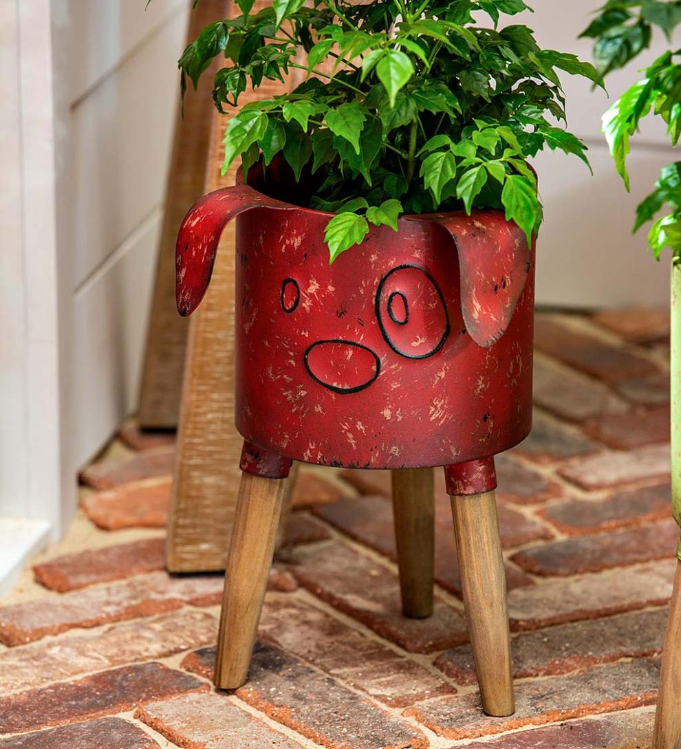 Plow &amp; Hearth Home Accents | Indoor Living Metal Dog Planter With Wooden Stand