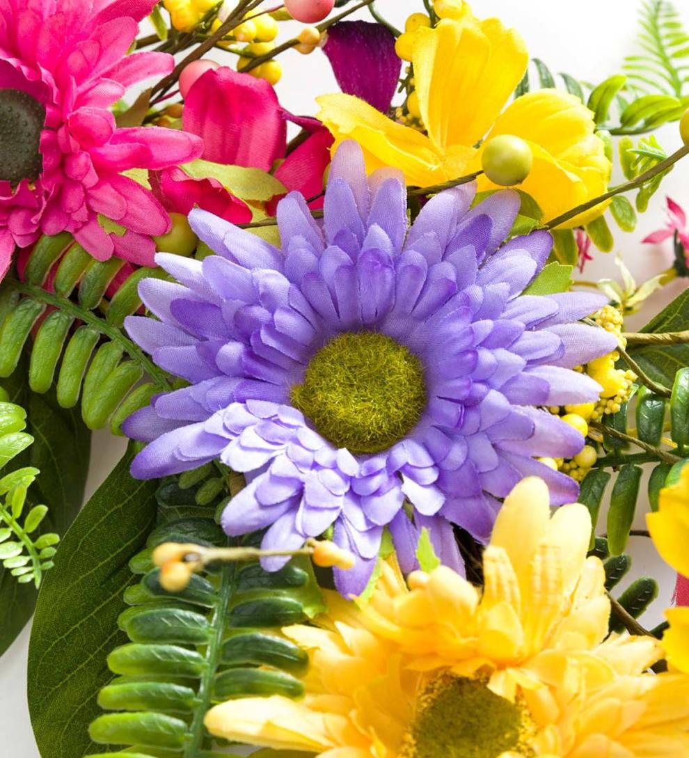 Plow &amp; Hearth Home Accents | Indoor Living Multicolor Spring Faux Floral Daisy And Fern Wreath With Rattan Base