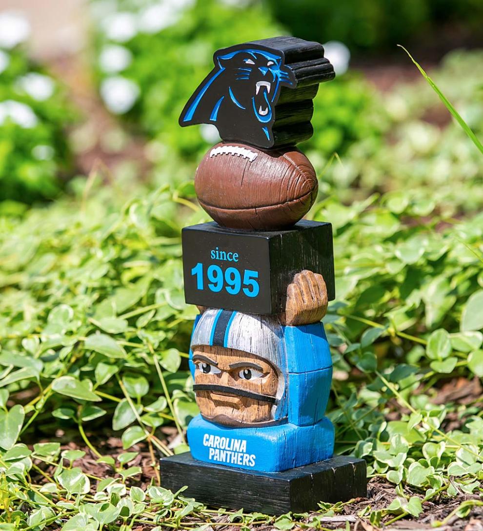 Plow &amp; Hearth Home Accents | Indoor Living Vintage Football Garden Statue - San Francisco 49Ers