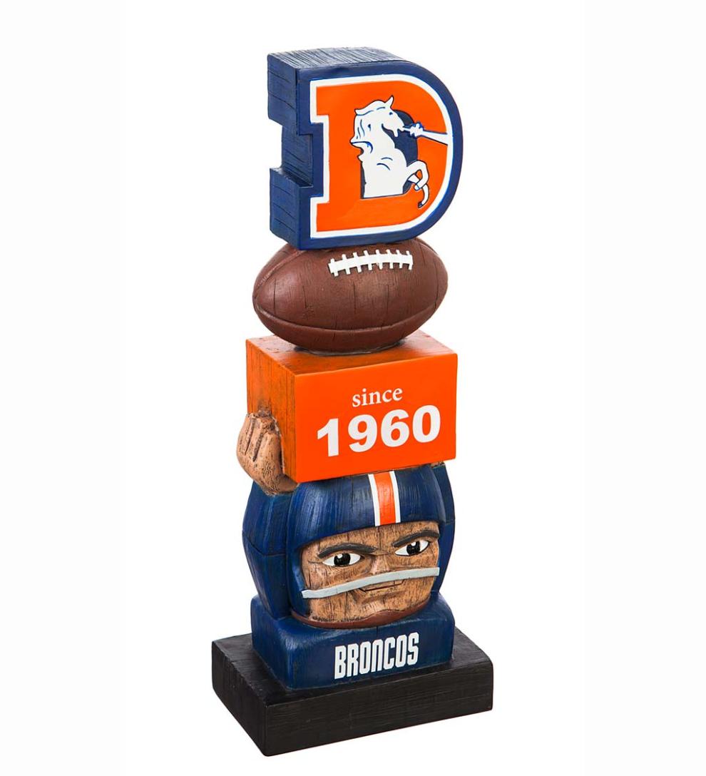 Plow &amp; Hearth Home Accents | Indoor Living Vintage Football Garden Statue - San Francisco 49Ers