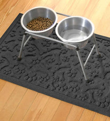 Plow &amp; Hearth Home Accents | Indoor Living Waterhog Paws And Bones Doormat