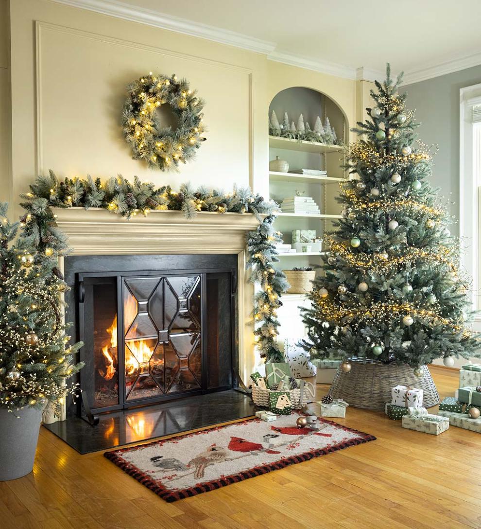 Plow &amp; Hearth Home Accents | Indoor Living Winter Frost Lighted Holiday Wreath