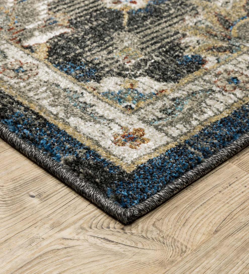 Plow &amp; Hearth Home Office | Indoor Living Heartland Border Polypropylene Rug