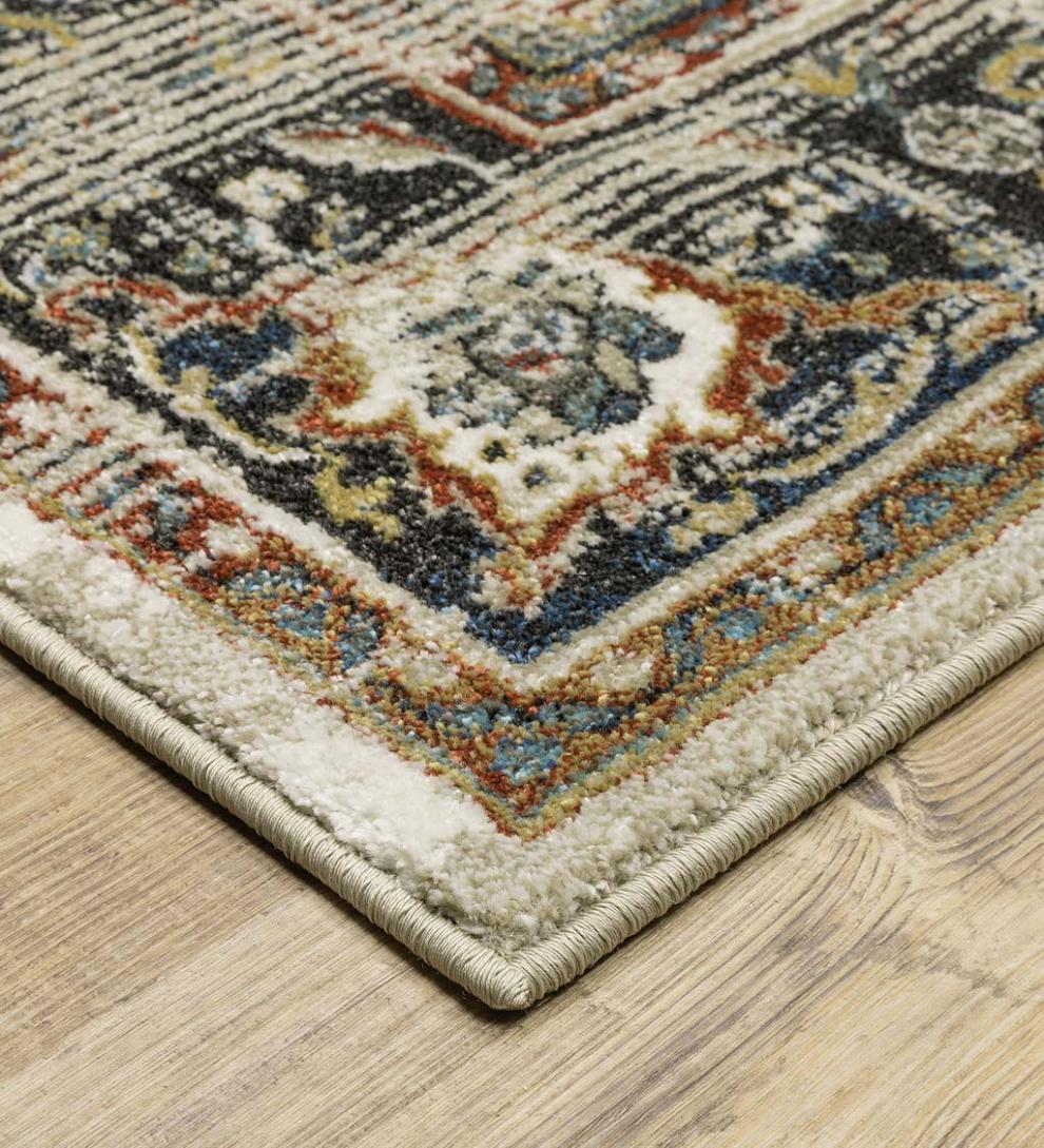 Plow &amp; Hearth Home Office | Indoor Living Heartland Medallion Polypropylene Rug