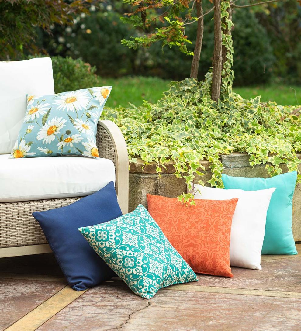 Plow &amp; Hearth Outdoor Furniture Cushions | Outdoor Living Polyester Classic Throw Pillows