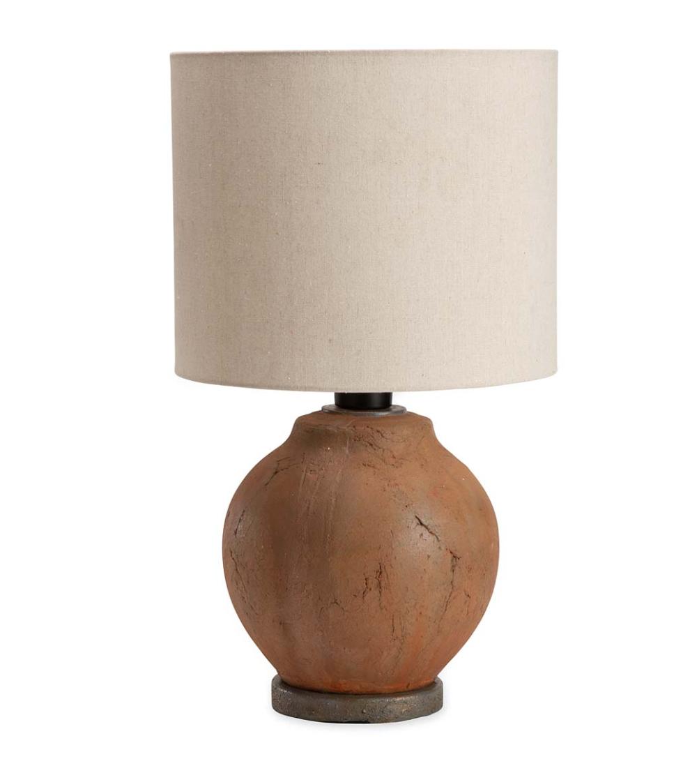 Plow &amp; Hearth Outdoor Lamps &amp; Lighting | Outdoor Living Outdoor Terra Cotta Style Table Lamp