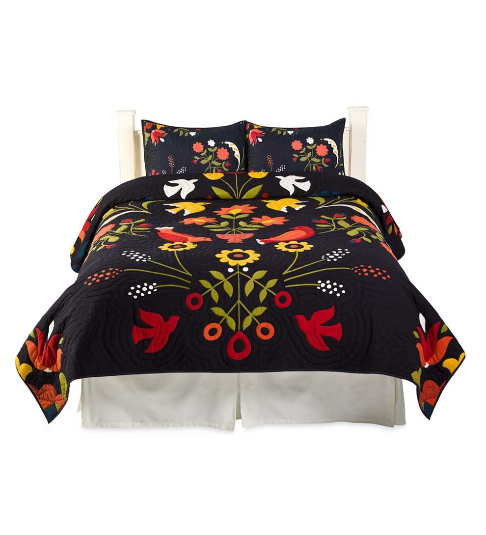 Plow &amp; Hearth Quilts &amp; Bedspreads | Indoor Living Ansley Folk Art Quilt Set