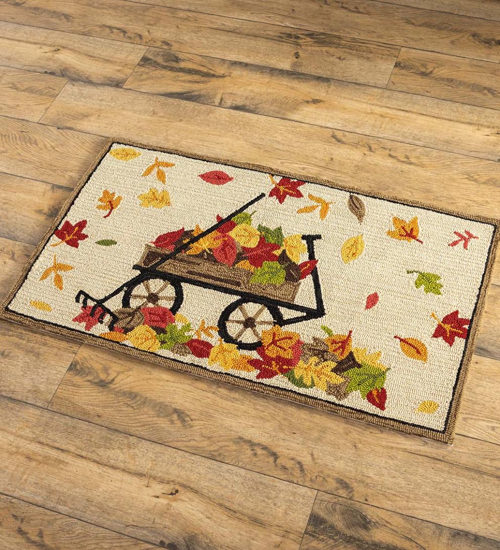 Plow &amp; Hearth Small Accent Rugs | Indoor Living Indoor/Outdoor Autumn Wagon Hooked Polypropylene Accent Rug