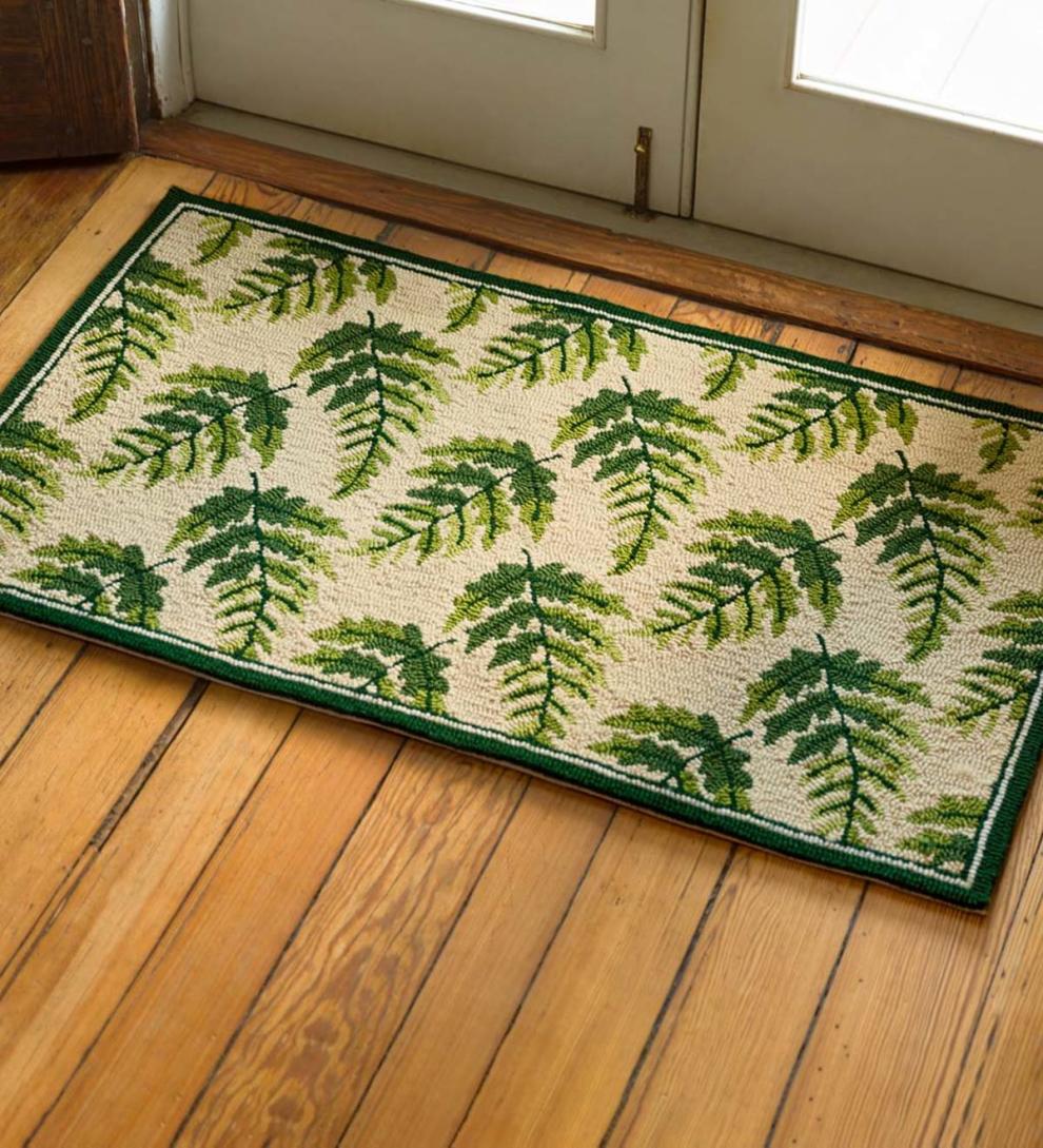 Plow &amp; Hearth Small Accent Rugs | Indoor Living Indoor/Outdoor Fern Hooked Accent Rug