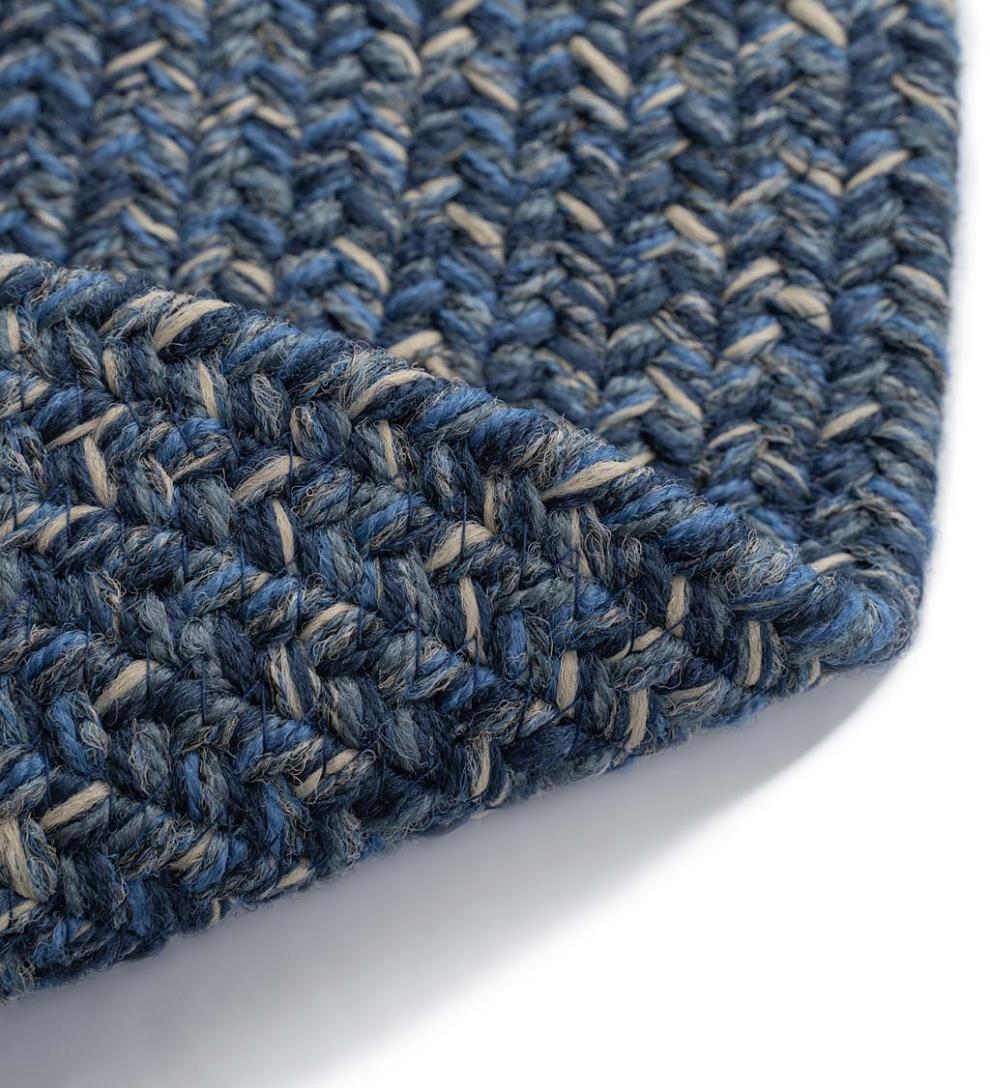 Plow &amp; Hearth Small Accent Rugs | Indoor Living Indoor/Outdoor Oval Pine Creek Braided Polypropylene Rug