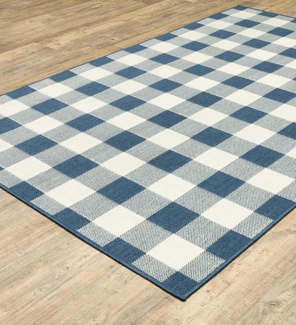 Plow &amp; Hearth Synthetic Rugs | Indoor Living Buffalo Plaid Indoor And Outdoor Polypropylene Rug