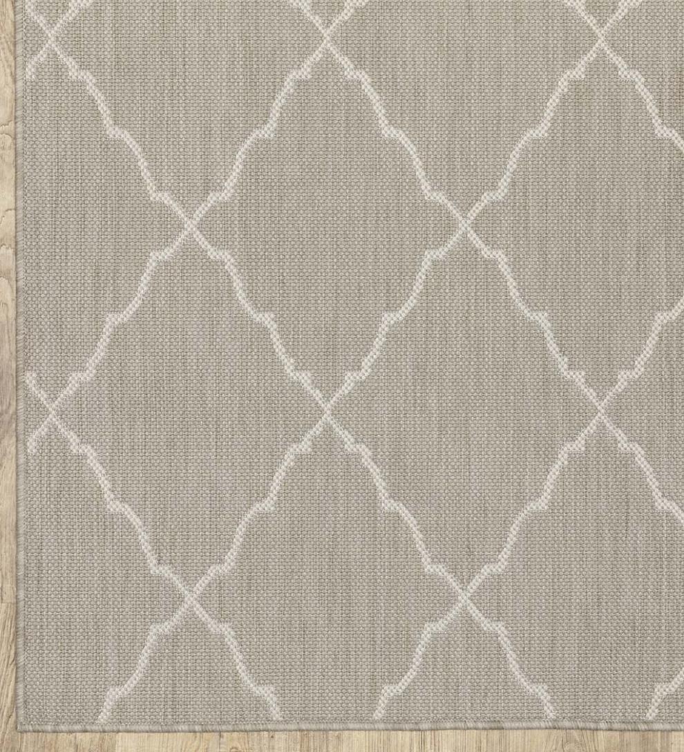 Plow &amp; Hearth Synthetic Rugs | Indoor Living Hamilton Latticework Indoor/Outdoor Rug