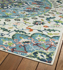 Plow &amp; Hearth Synthetic Rugs | Indoor Living Indoor/Outdoor Brunswick Medallion Polypropylene Rug