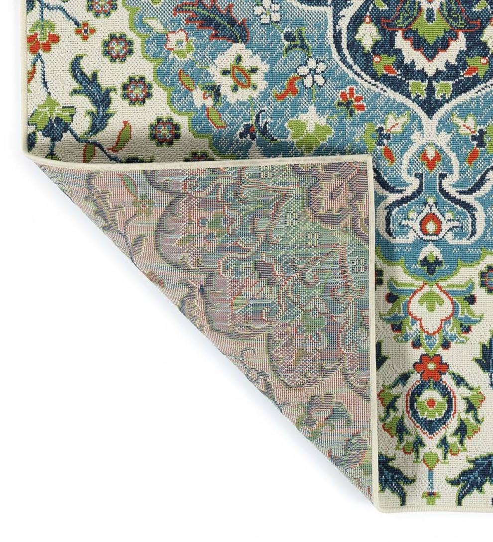 Plow &amp; Hearth Synthetic Rugs | Indoor Living Indoor/Outdoor Brunswick Medallion Polypropylene Rug