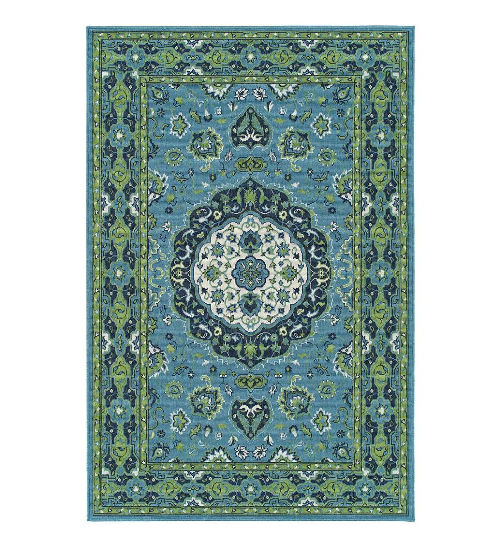 Plow &amp; Hearth Synthetic Rugs | Indoor Living Indoor/Outdoor Brunswick Wreath Polypropylene Rug