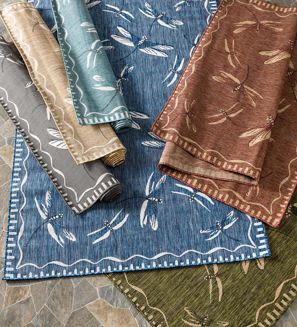Plow &amp; Hearth Synthetic Rugs | Indoor Living Indoor/Outdoor Dragonfly Rug