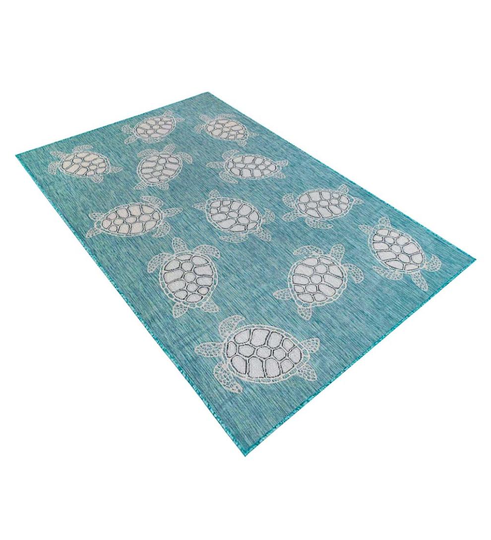 Plow &amp; Hearth Synthetic Rugs | Indoor Living Indoor/Outdoor Textured Sea Turtles Polypropylene Rug