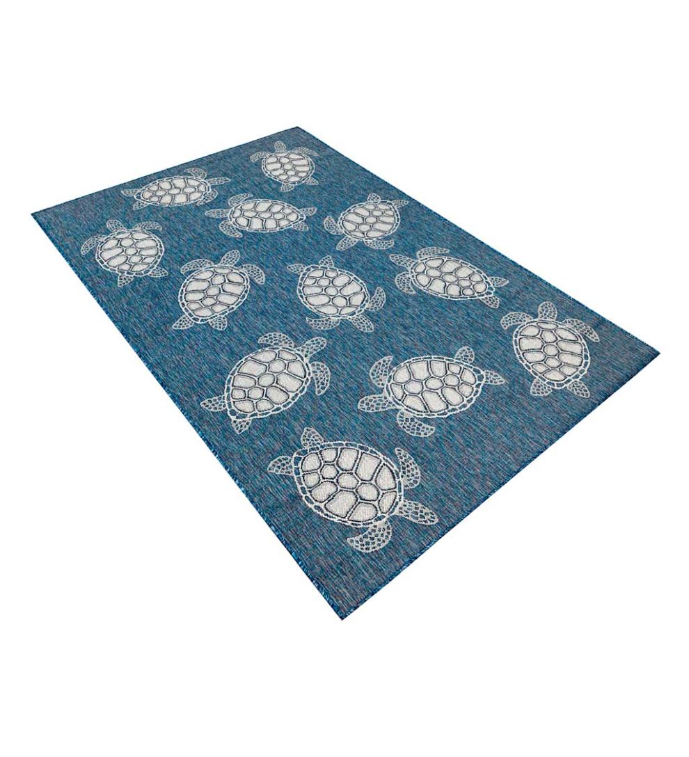 Plow &amp; Hearth Synthetic Rugs | Indoor Living Indoor/Outdoor Textured Sea Turtles Polypropylene Rug