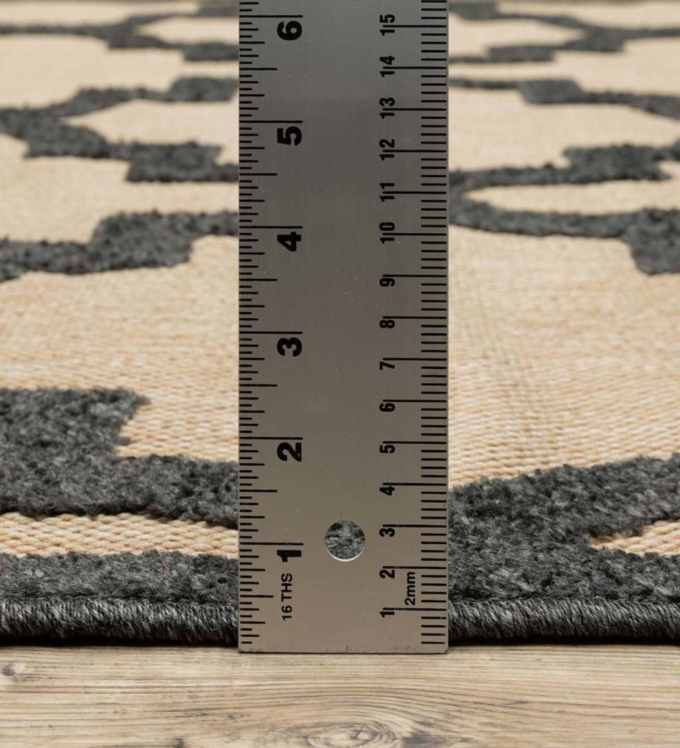 Plow &amp; Hearth Synthetic Rugs | Indoor Living Lafayette Indoor/Outdoor Rug