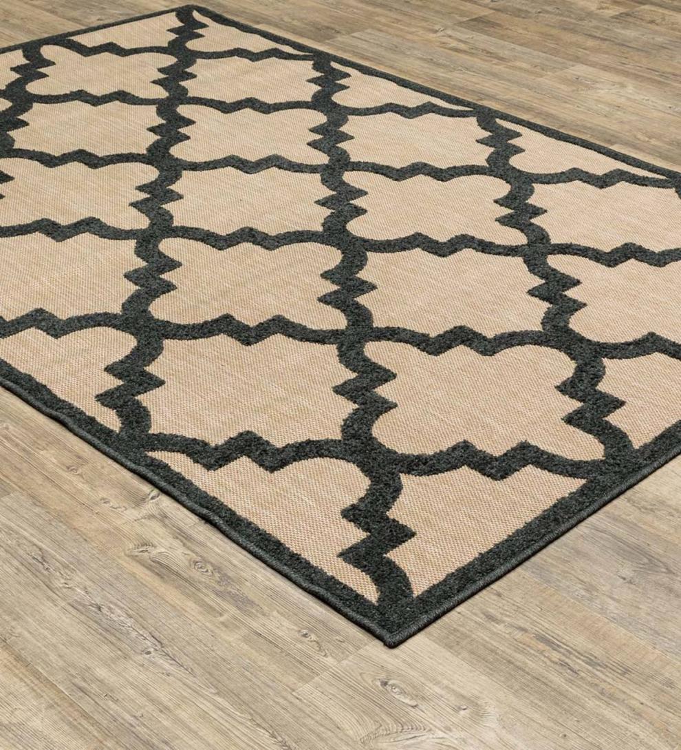 Plow &amp; Hearth Synthetic Rugs | Indoor Living Lafayette Indoor/Outdoor Rug
