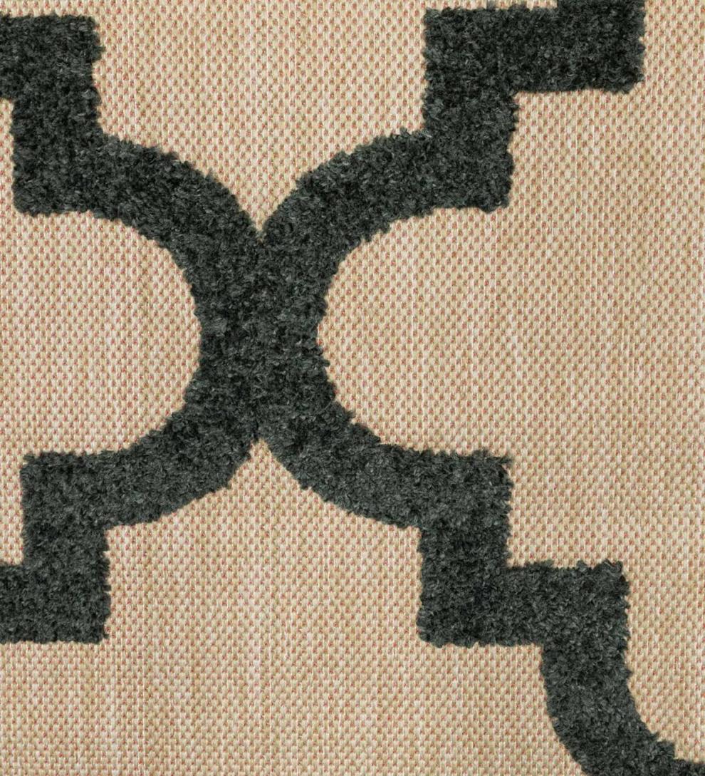 Plow &amp; Hearth Synthetic Rugs | Indoor Living Lafayette Indoor/Outdoor Rug