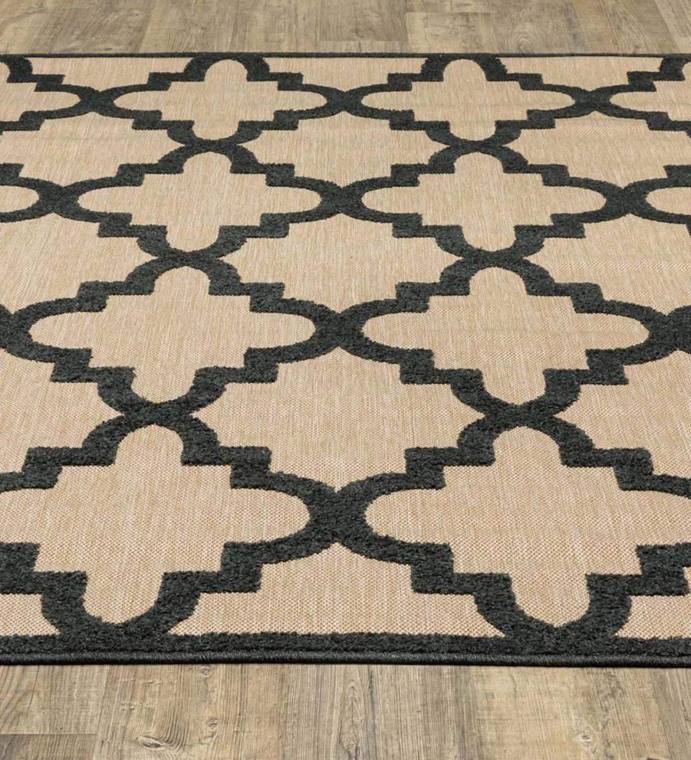 Plow &amp; Hearth Synthetic Rugs | Indoor Living Lafayette Indoor/Outdoor Rug