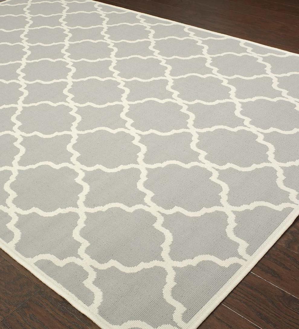 Plow &amp; Hearth Synthetic Rugs | Indoor Living Tribeca Indoor/Outdoor Rug