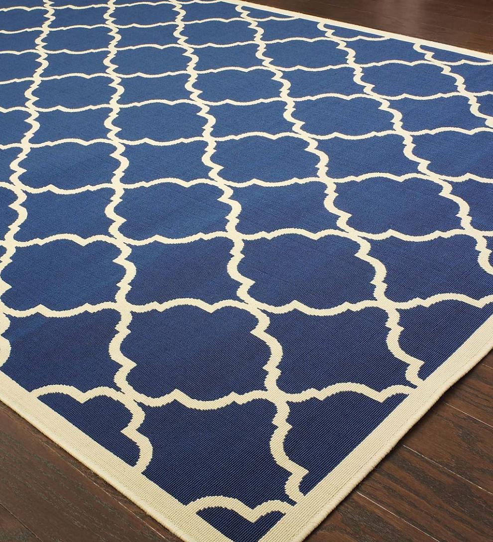 Plow &amp; Hearth Synthetic Rugs | Indoor Living Tribeca Indoor/Outdoor Rug