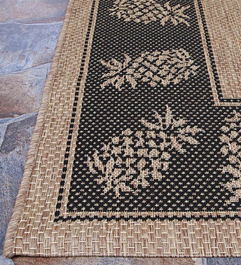 Plow &amp; Hearth Synthetic Rugs | Indoor Living Veranda Pineapple Indoor/Outdoor Polypropylene Rug
