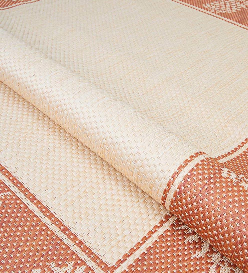 Plow &amp; Hearth Synthetic Rugs | Indoor Living Veranda Pineapple Indoor/Outdoor Polypropylene Rug