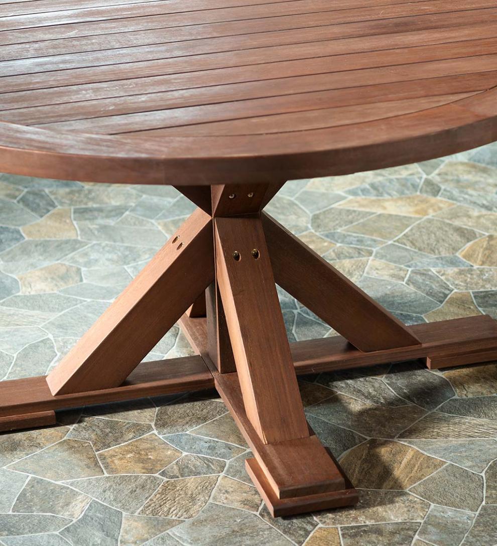 Plow &amp; Hearth Wood Furniture | Outdoor Living Claremont Eucalyptus Round Dining Table And Four Chairs - Natural